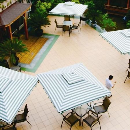 Modern City Inn Ченду Екстер'єр фото